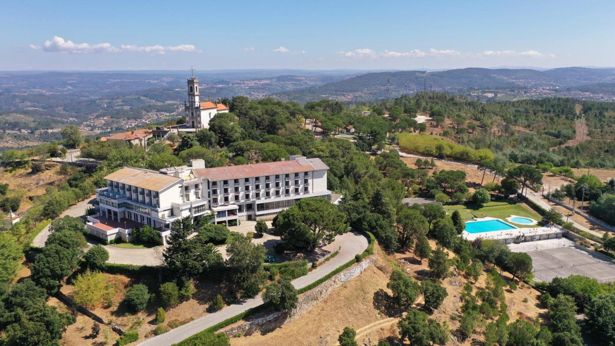 Hotel Senhora Do Castelo Манґуалді Екстер'єр фото